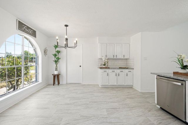 1819 Gaucho Circle, La Porte, TX 77571