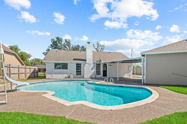 1819 Gaucho Circle, La Porte, TX 77571