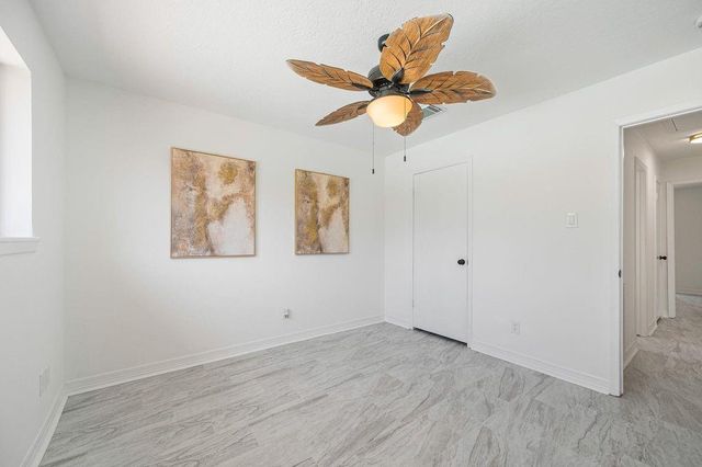 1819 Gaucho Circle, La Porte, TX 77571