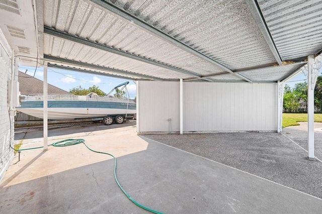 1819 Gaucho Circle, La Porte, TX 77571