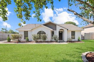 1819 Gaucho Circle, La Porte, TX 77571