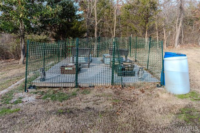 18933 Highway Y, Dixon, MO 65459