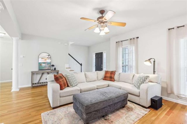 49 High Point Circle, Newnan, GA 30265