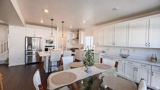 4106 W RED CLOVER DR, Lehi, UT 84048