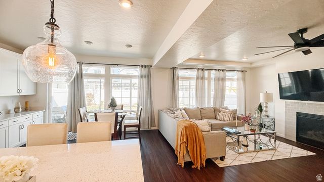 4106 W RED CLOVER DR, Lehi, UT 84048