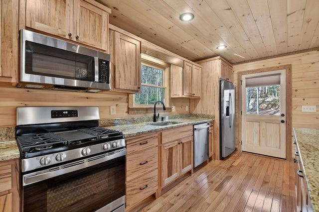 17 Dial Mountain Drive, Blue Ridge, GA 30513