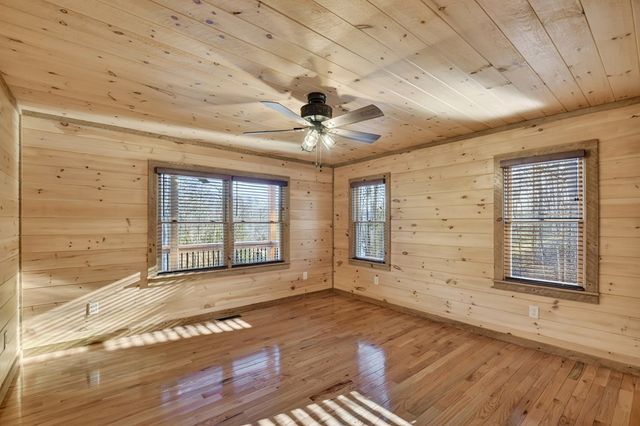 17 Dial Mountain Drive, Blue Ridge, GA 30513