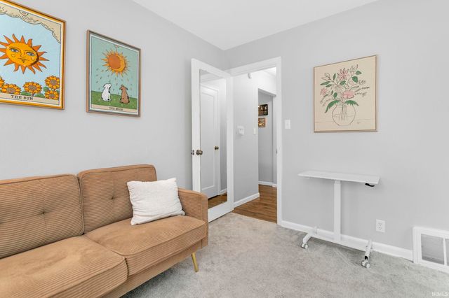 727 Marquette Avenue, South Bend, IN 46617