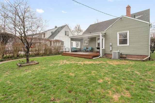 727 Marquette Avenue, South Bend, IN 46617