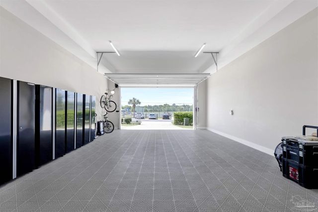 12850 Beckstrom Rd, Pensacola, FL 32507