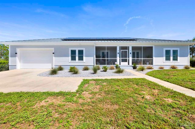 12850 Beckstrom Rd, Pensacola, FL 32507