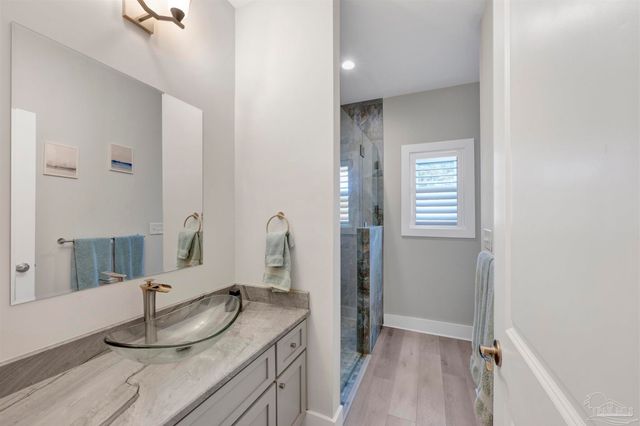 12850 Beckstrom Rd, Pensacola, FL 32507