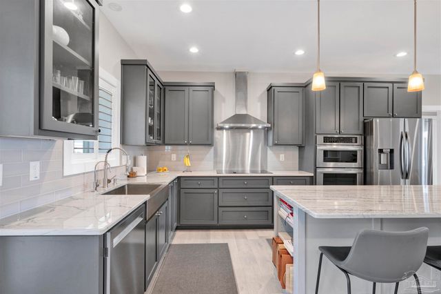 12850 Beckstrom Rd, Pensacola, FL 32507