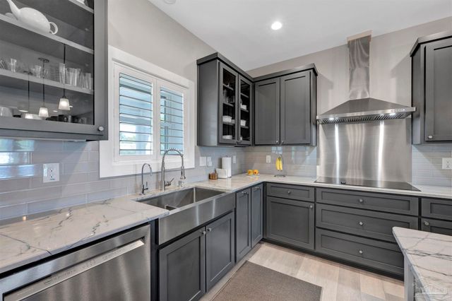 12850 Beckstrom Rd, Pensacola, FL 32507