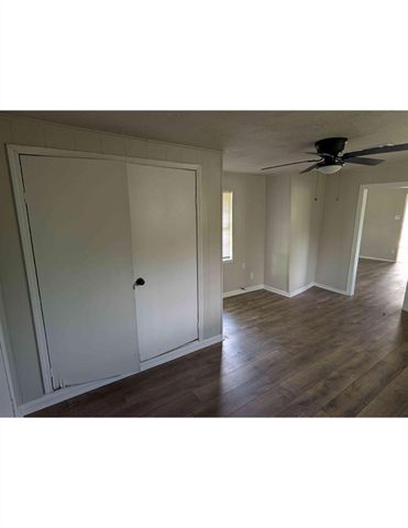 5207 Rue Street, Houston, TX 77033