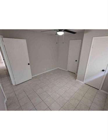 5207 Rue Street, Houston, TX 77033