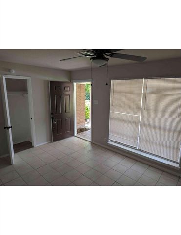 5207 Rue Street, Houston, TX 77033