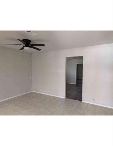 5207 Rue Street, Houston, TX 77033