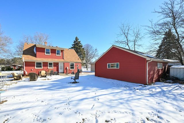 8363 N Ann STREET, Milwaukee, WI 53224