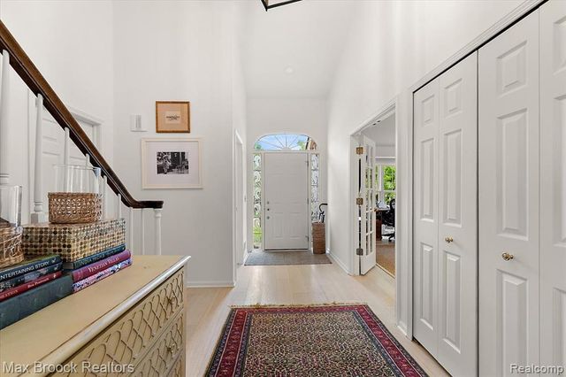 2478 Wildbrook Run, Bloomfield Hills, MI 48304