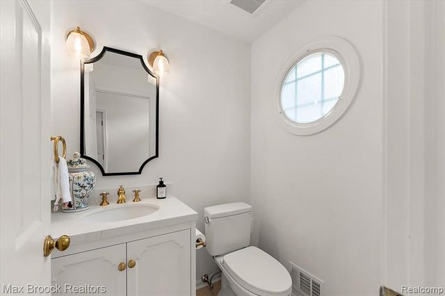 2478 Wildbrook Run, Bloomfield Hills, MI 48304