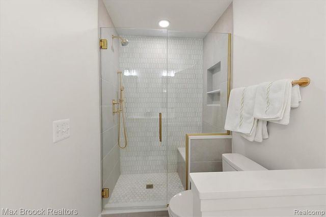 2478 Wildbrook Run, Bloomfield Hills, MI 48304