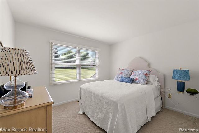 2478 Wildbrook Run, Bloomfield Hills, MI 48304