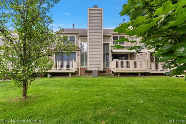 2478 Wildbrook Run, Bloomfield Hills, MI 48304