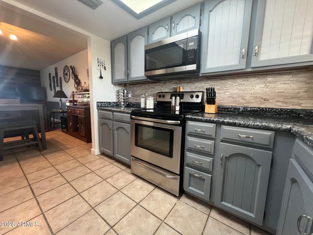 709 S Power Road 202, Mesa, AZ 85208