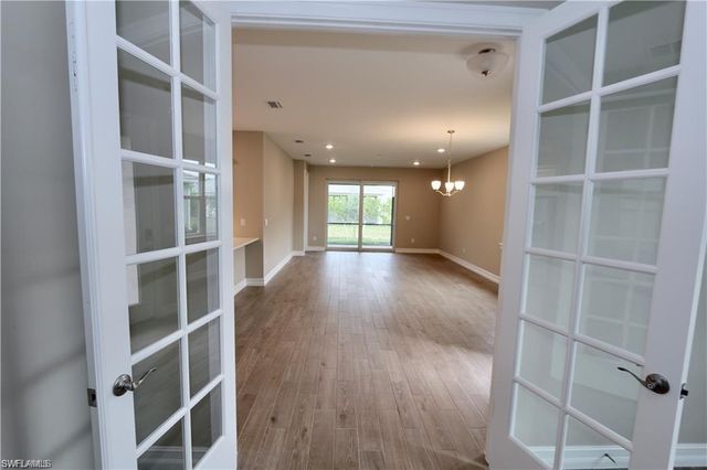 1063 Enbrook LOOP, Naples, FL 34114