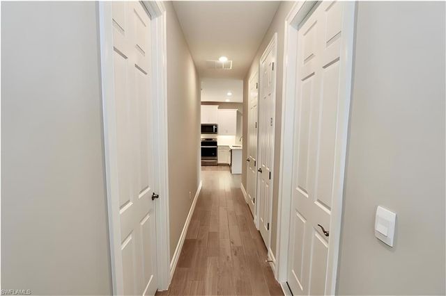 1063 Enbrook LOOP, Naples, FL 34114