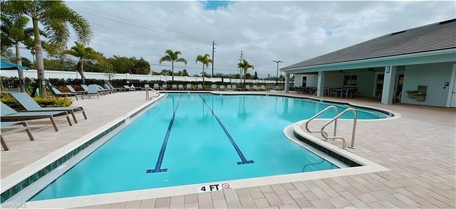 1063 Enbrook LOOP, Naples, FL 34114