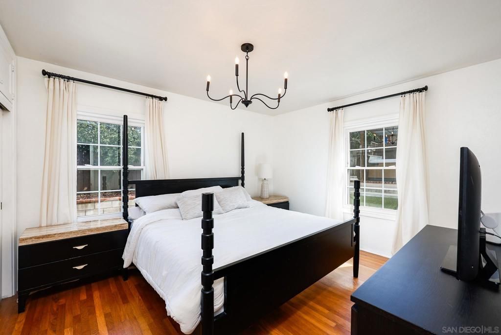 Image 10 of property listing at 8845 Greenview Pl, Spring Valley, CA 91977