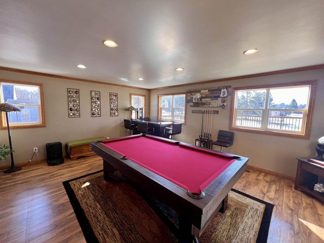 905 3RD AVENUE, Crivitz, WI 54114