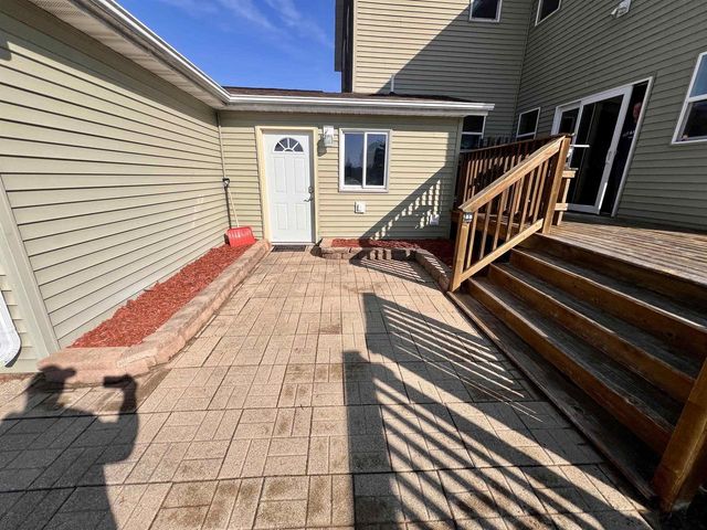 905 3RD AVENUE, Crivitz, WI 54114