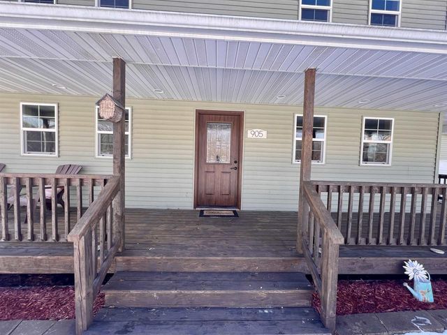 905 3RD AVENUE, Crivitz, WI 54114