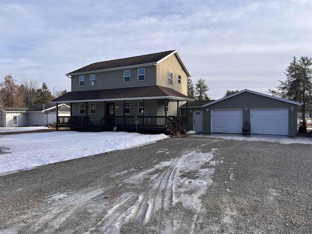905 3RD AVENUE, Crivitz, WI 54114