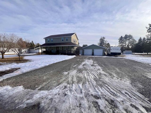 905 3RD AVENUE, Crivitz, WI 54114