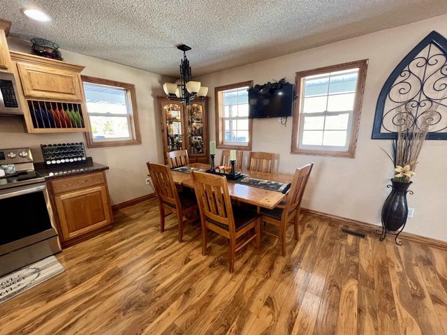 905 3RD AVENUE, Crivitz, WI 54114