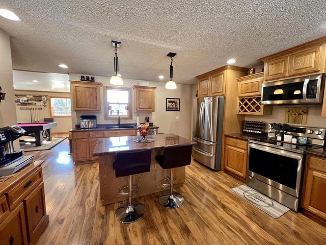 905 3RD AVENUE, Crivitz, WI 54114