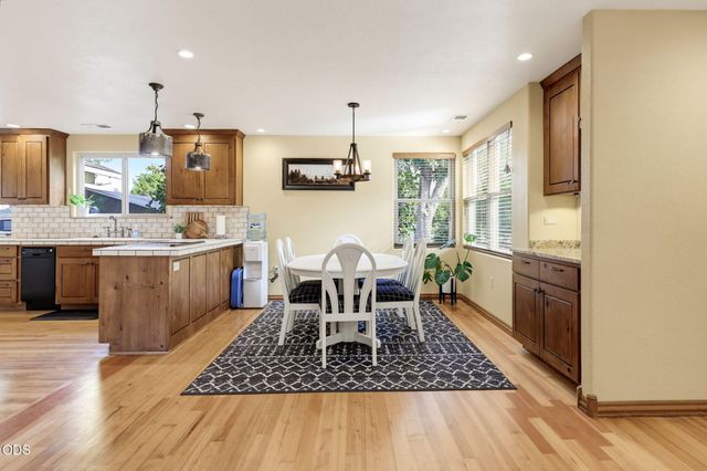 4919 Grant Road, Central Point, OR 97502