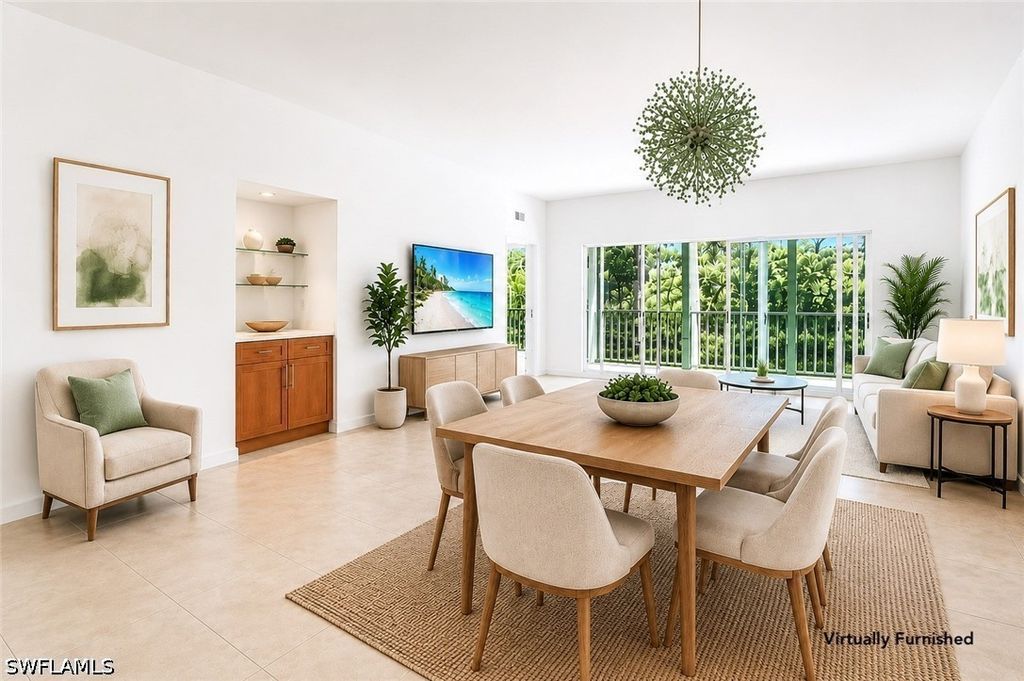 322 Sugar Pine LN 322, Naples, FL 34108