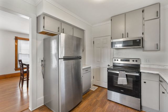 715 5th Street, Dewitt, IA 52742