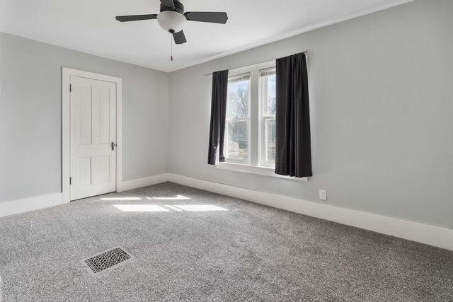 715 5th Street, Dewitt, IA 52742