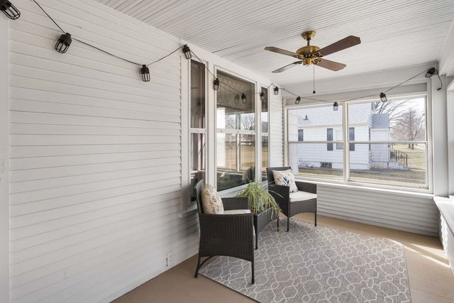 715 5th Street, Dewitt, IA 52742