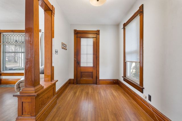 715 5th Street, Dewitt, IA 52742