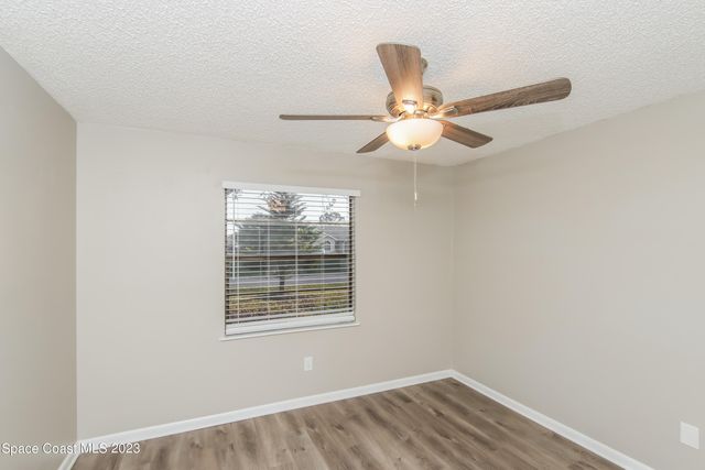 977 Beacon Street NW, Palm Bay, FL 32907