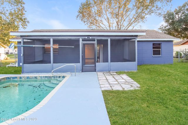 977 Beacon Street NW, Palm Bay, FL 32907