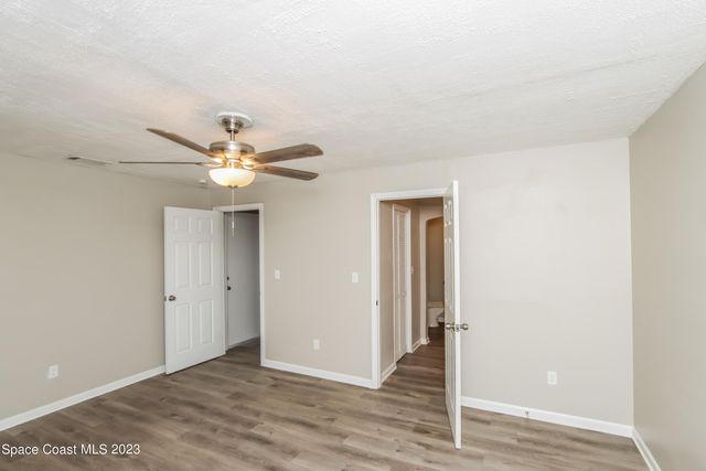 977 Beacon Street NW, Palm Bay, FL 32907