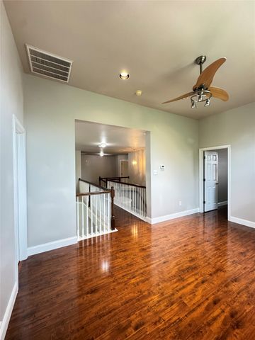 4712 Englishtown Drive, Arlington, TX 76016